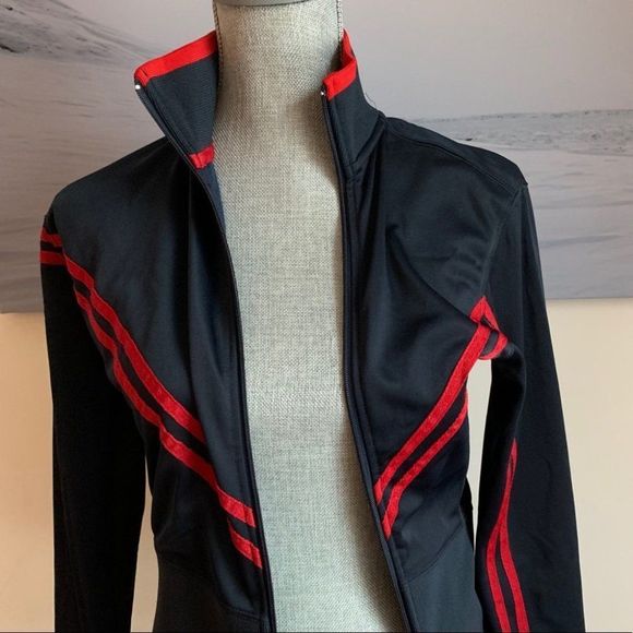 🌈 5/$25 1970's inspired Athleisure full zip track style fitted jacket - Picture 5 of 12